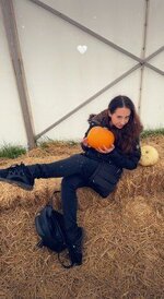 Ariane and pumpkin (1).jpg